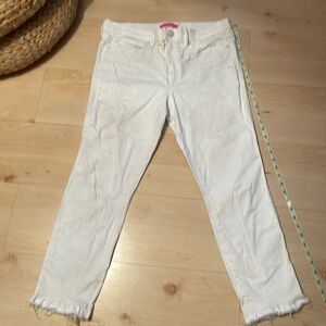 Lilly Pulitzer White Denim Ankle Jeans with Ruffled bottom hem 98% cotton